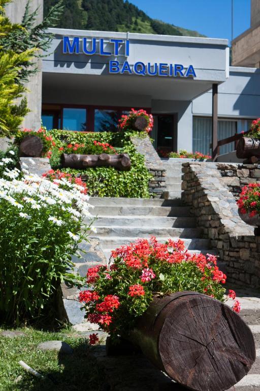 Apartamentos Multibaqueira Baqueira Beret Esterno foto
