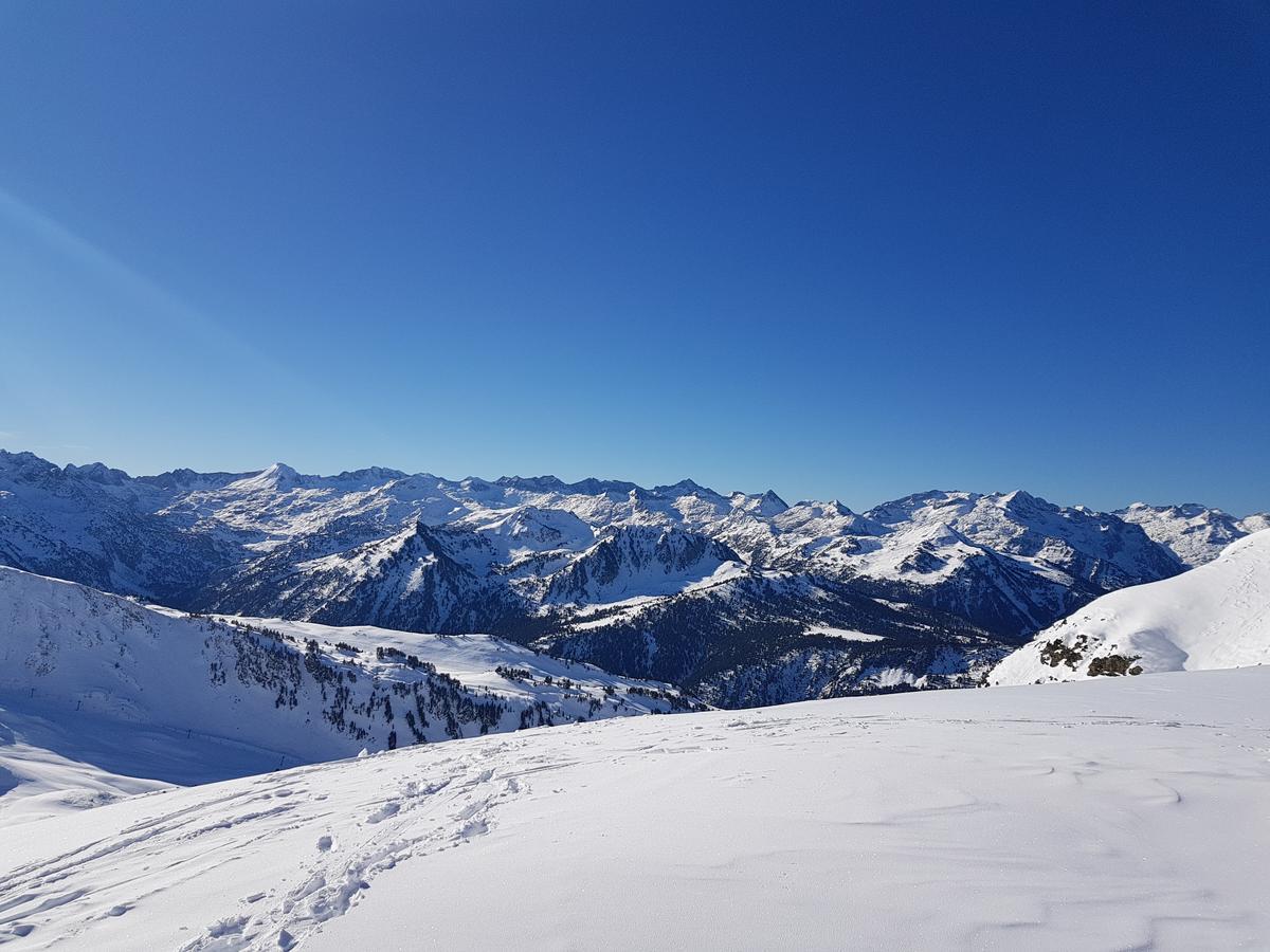 Apartamentos Multibaqueira Baqueira Beret Esterno foto