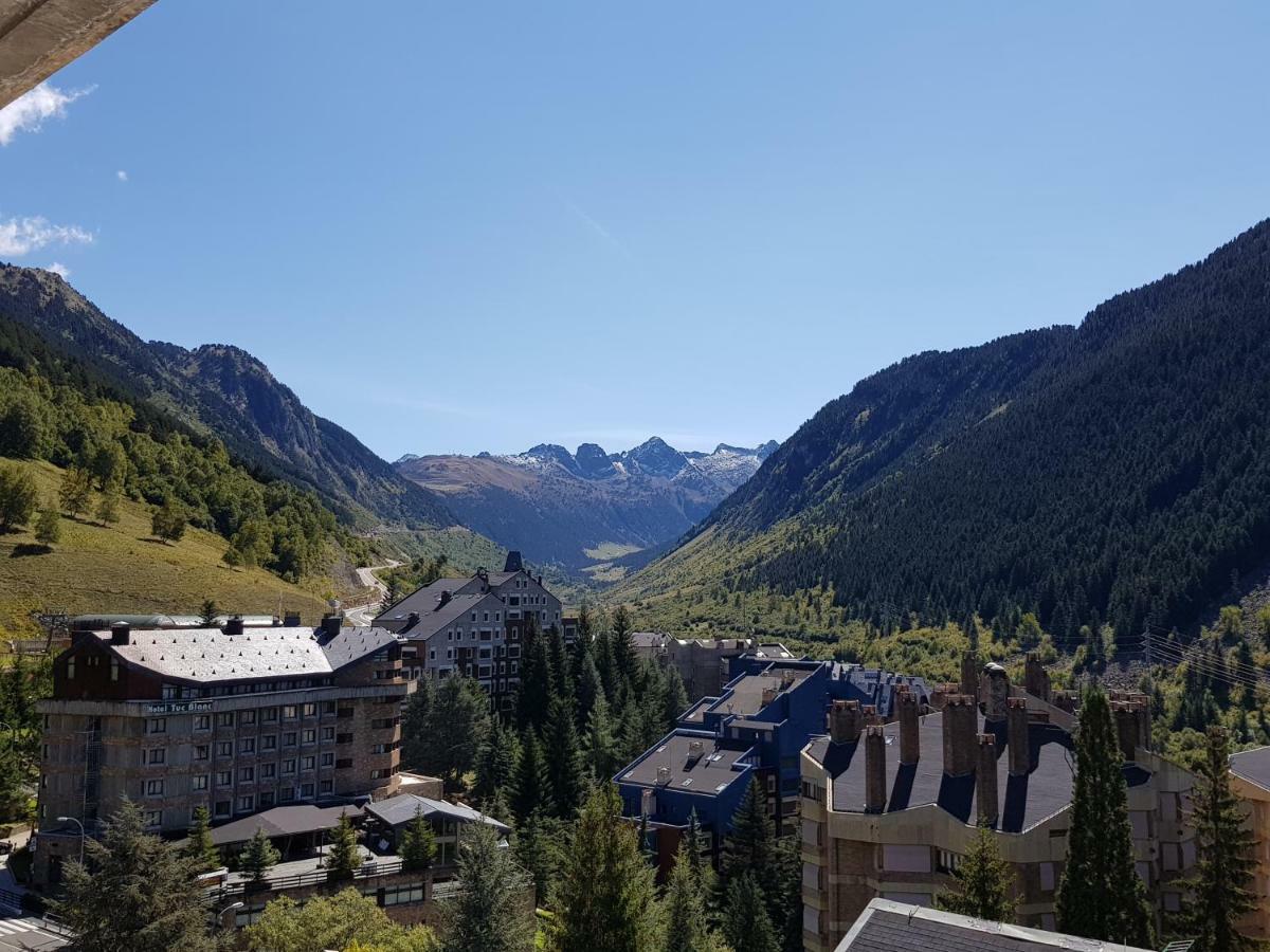 Apartamentos Multibaqueira Baqueira Beret Esterno foto