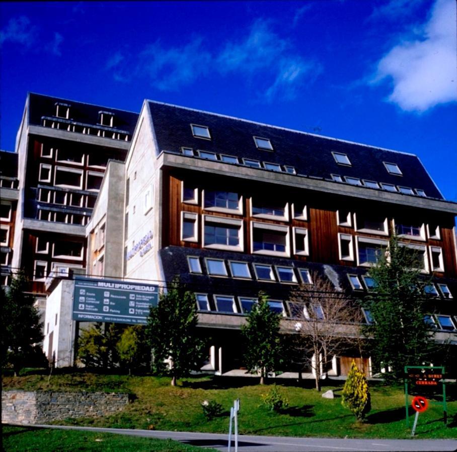 Apartamentos Multibaqueira Baqueira Beret Esterno foto